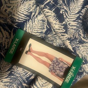 Women’s XL NWT Skort